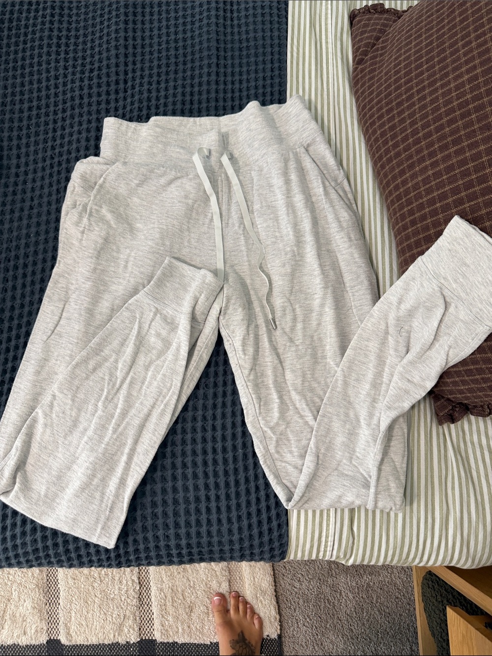 lululemon athletica Light Gray Women's Jogger Sweatpants
